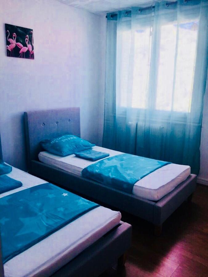 Hostel Le Kandyan Bellegarde-sur-Valserine Zewnętrze zdjęcie